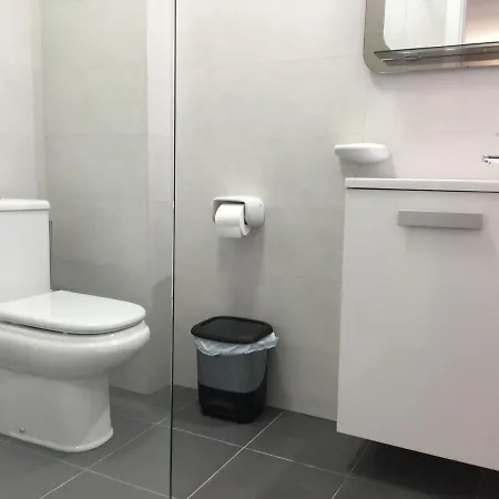 Perla De Roca En Poblado Marinero * Acantilado de los Gigantes