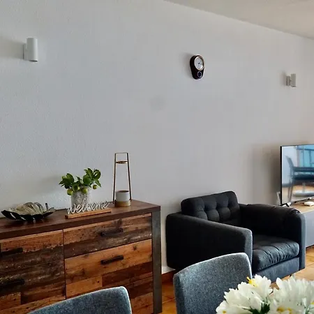 Perla De Roca En Poblado Marinero Acantilado de los Gigantes