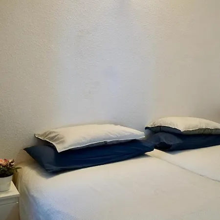 Perla De Roca En Poblado Marinero Apartment