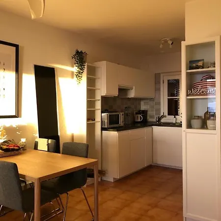 Perla De Roca En Poblado Marinero Appartamento *